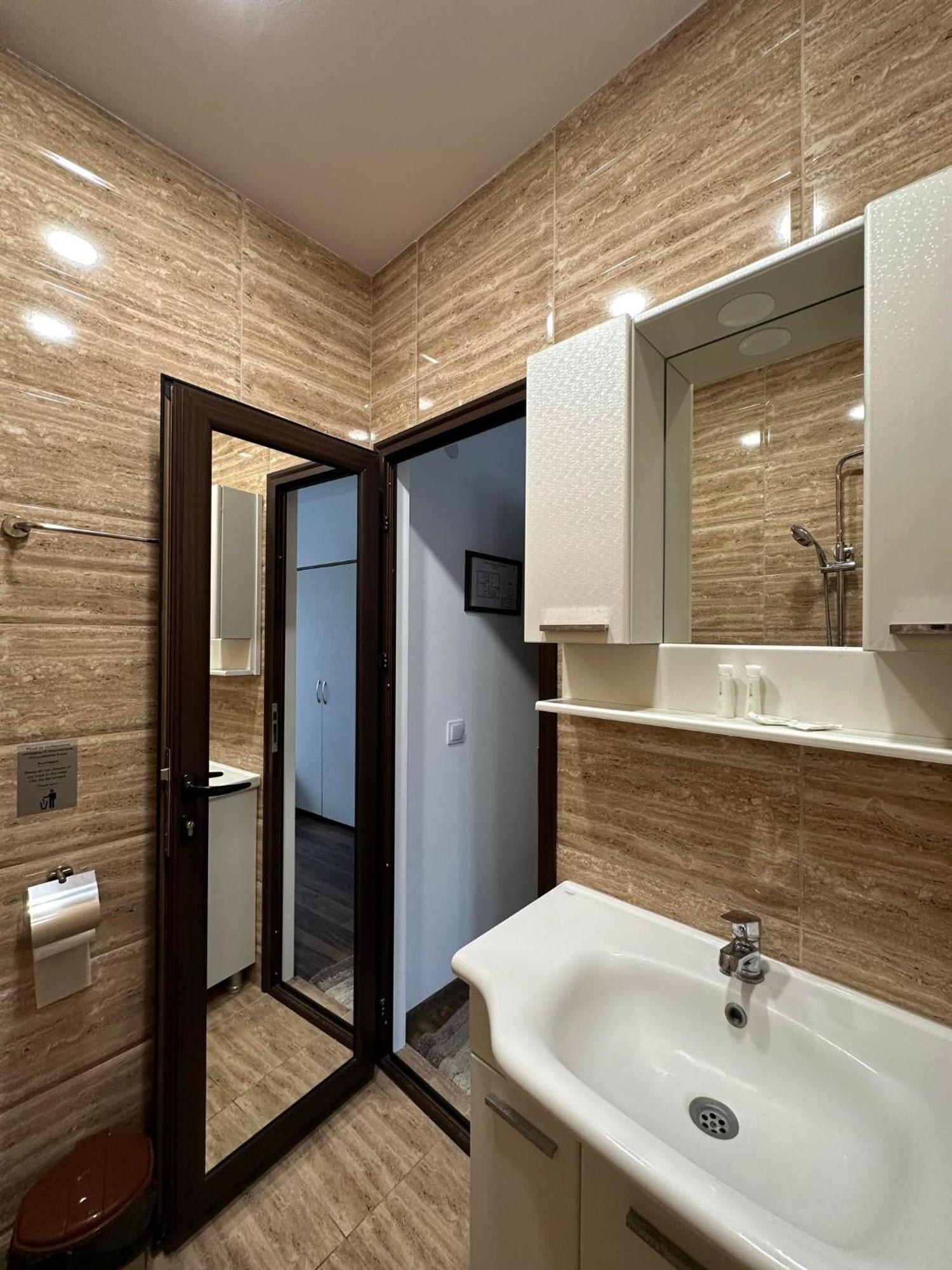 Бялата Къща Otel Chakalarovo Dış mekan fotoğraf