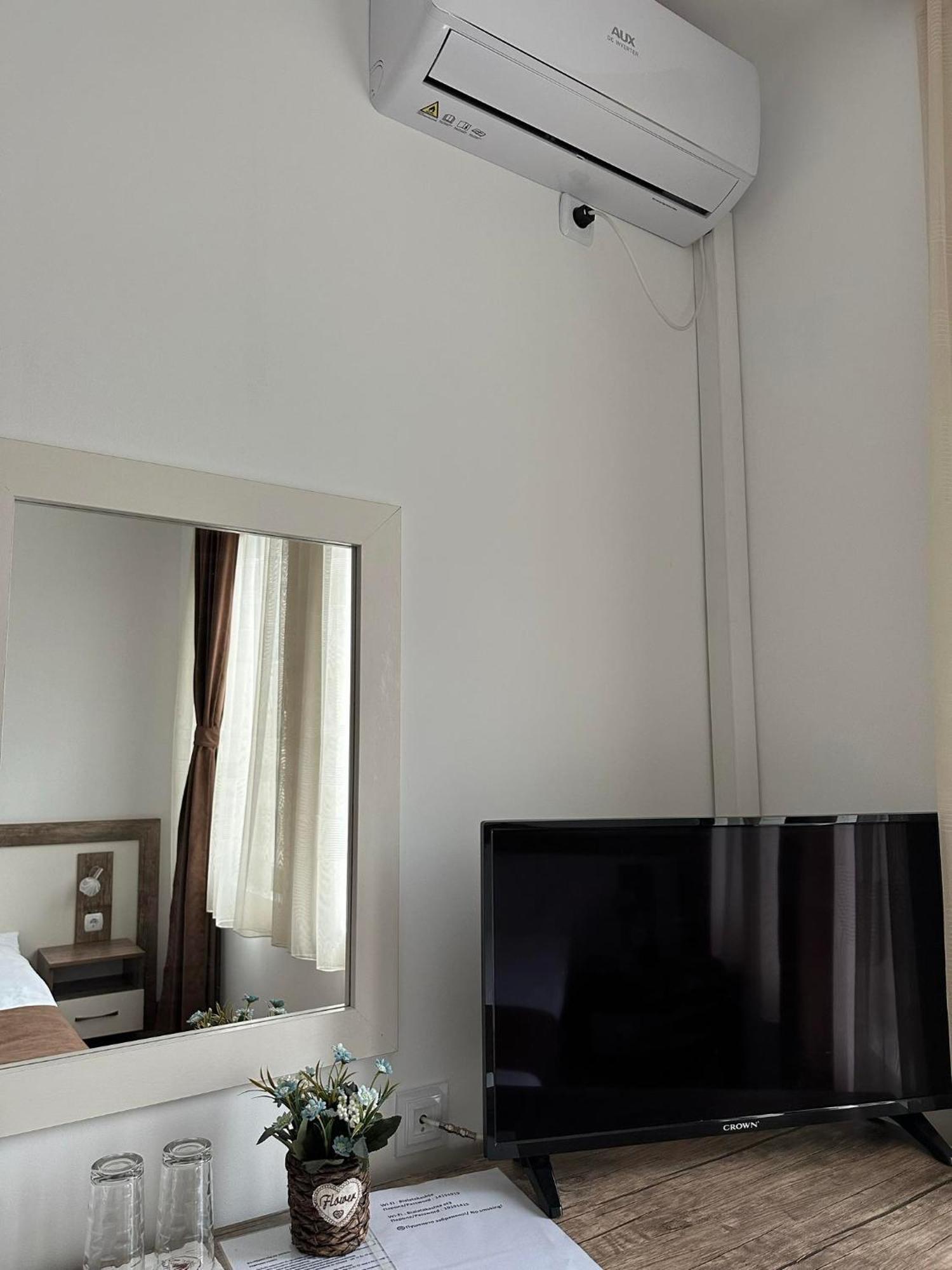 Бялата Къща Otel Chakalarovo Dış mekan fotoğraf